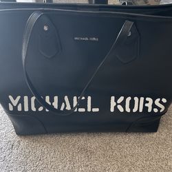 Women’s Wear Purse