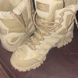 Merrell Boots Size 7.5 