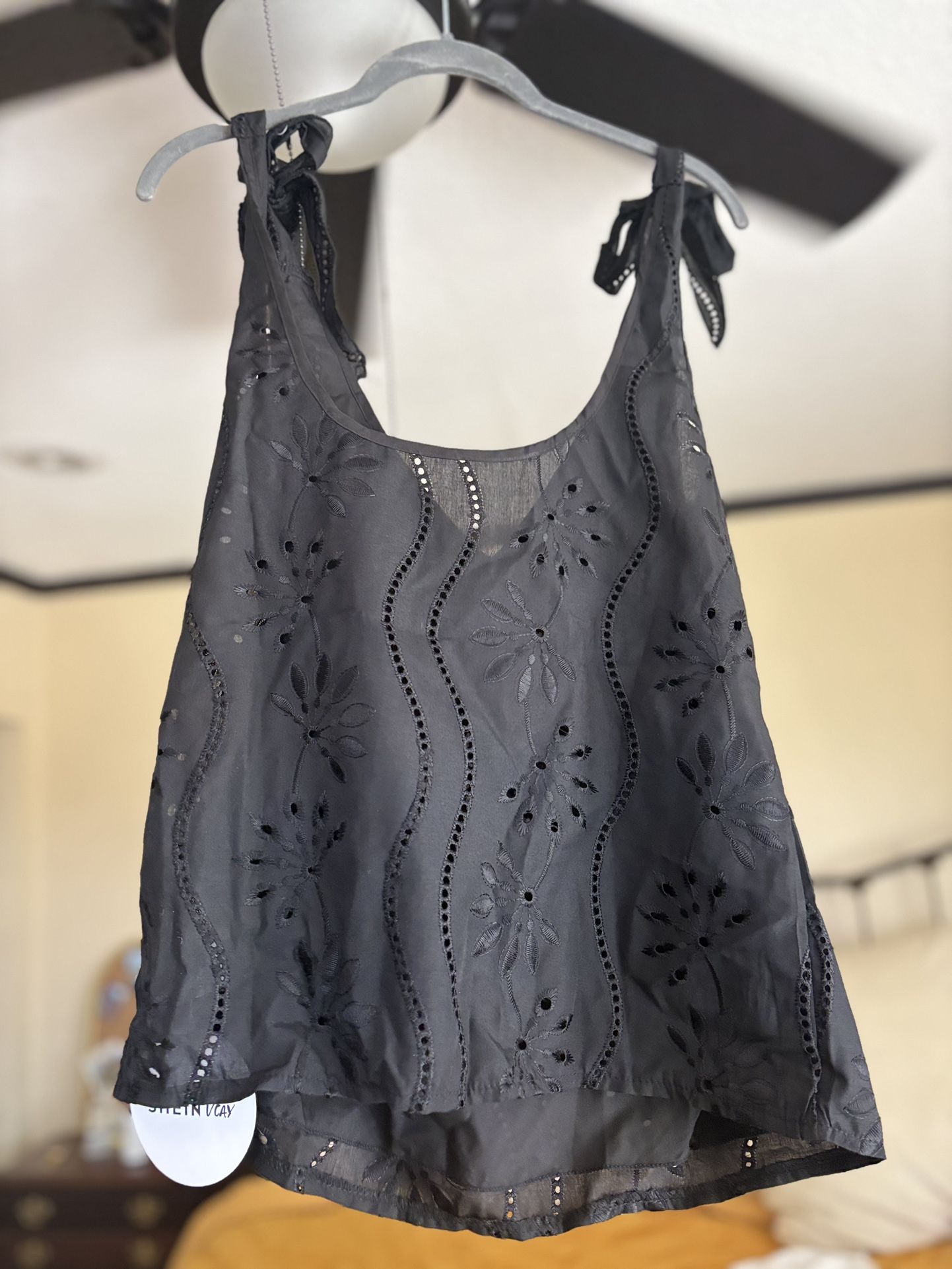 Women’s Top S Black New With Tags