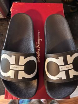 Salvatore Ferragamo slides - size 7 women