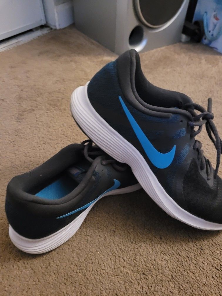 $20 Nike's New 11 