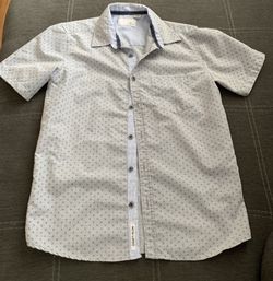 ✔️ Boy botton down shirt