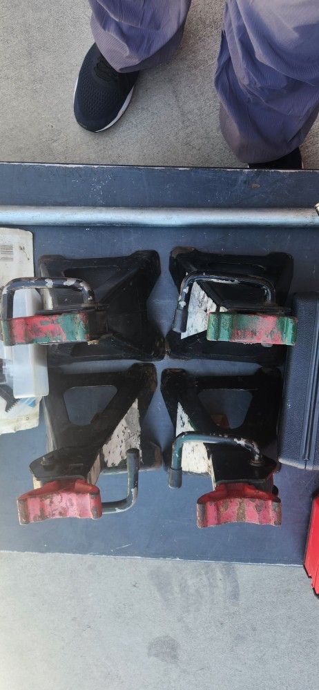Jack Stands