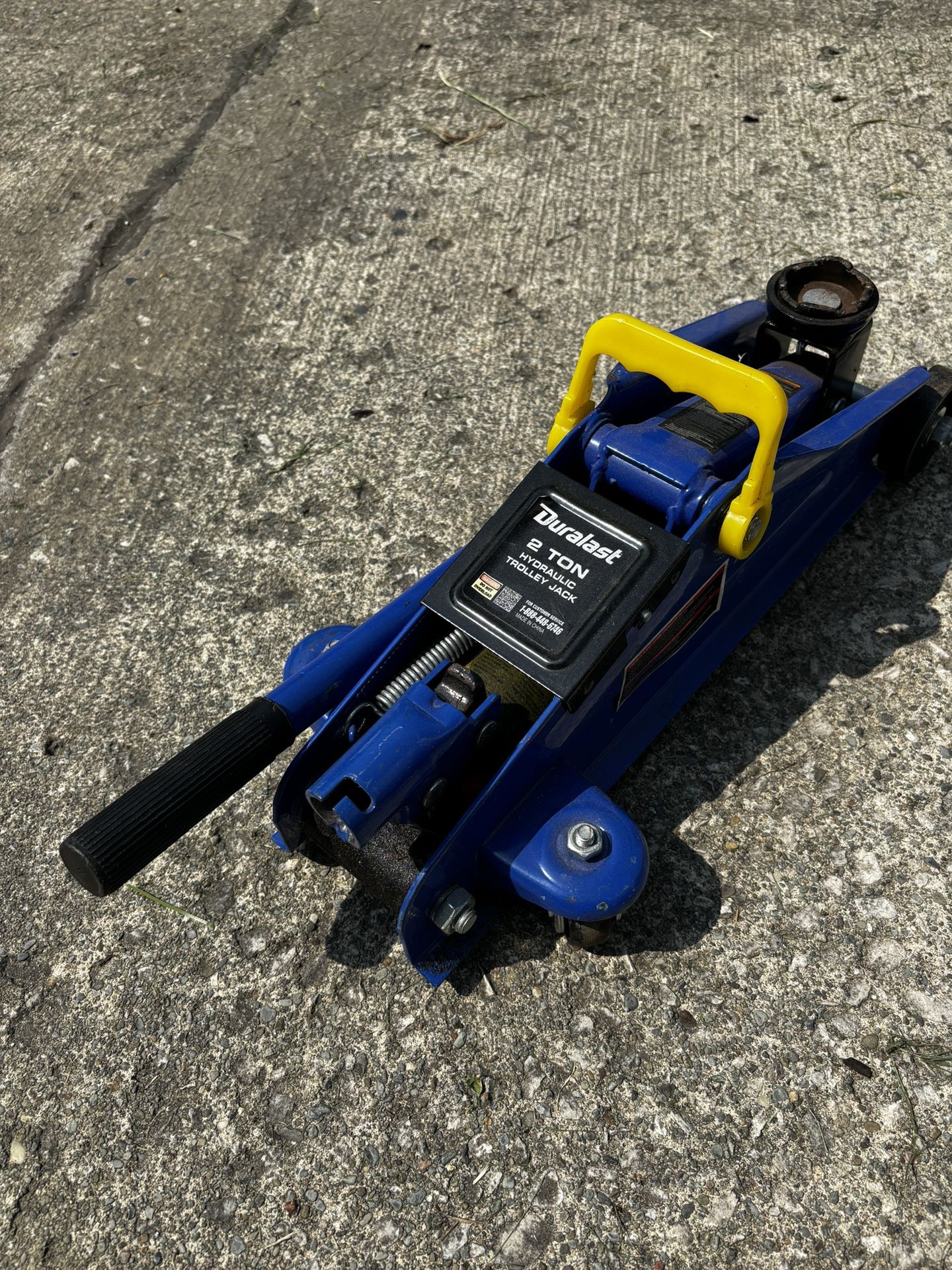 Floor Jack. 2 Ton