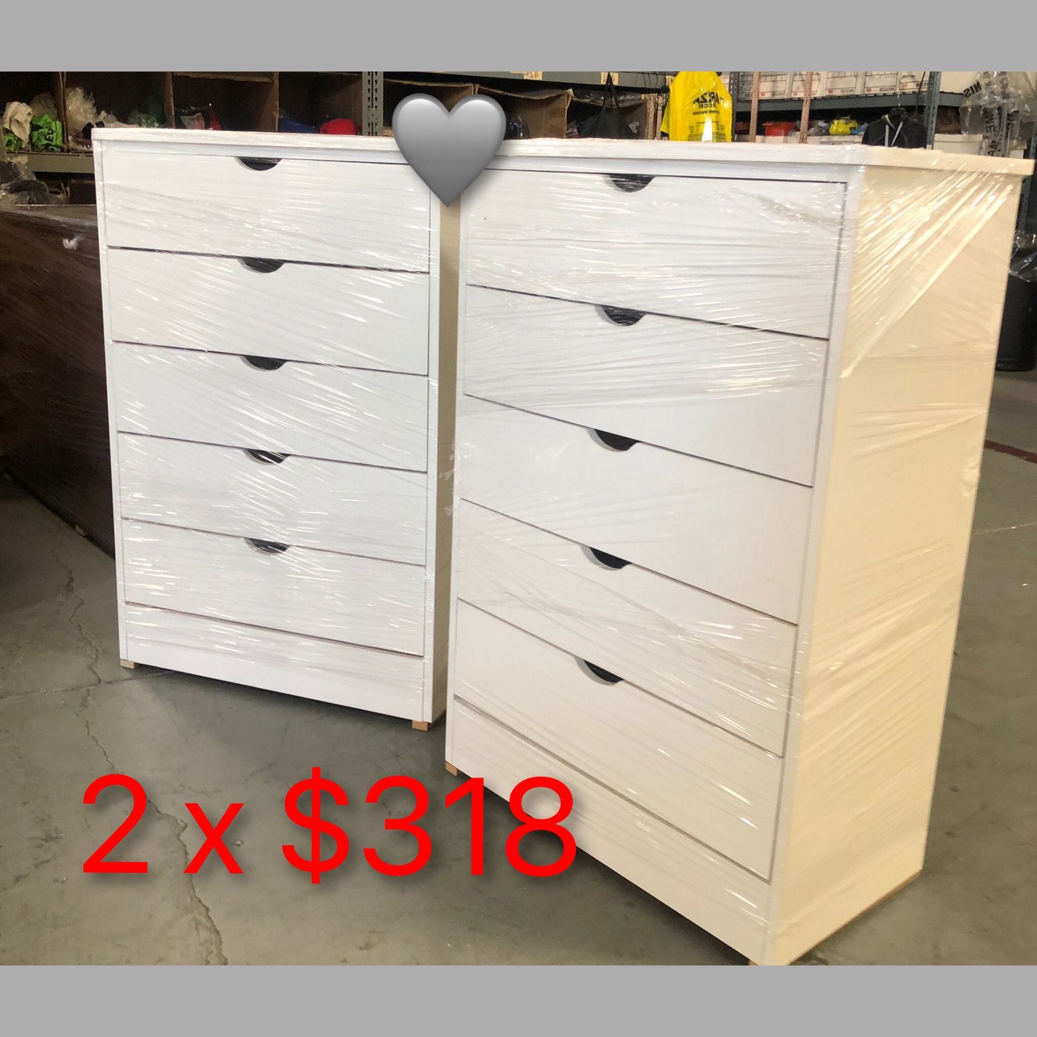Dresser No Knobs