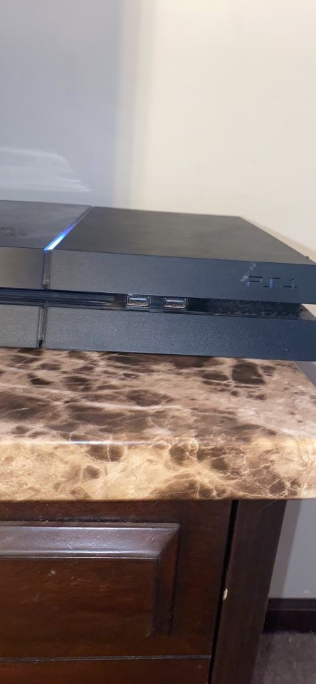 PS4 With 10 Games & Controllers! 