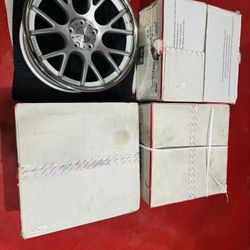 Vossen 20x 10 20x10.5 rear  20x10 front