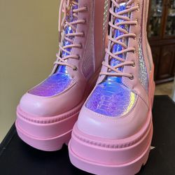 Cape Robbin Women Platform Shoes BRAND NEW Pearlescent Pink Party Boots Size 8