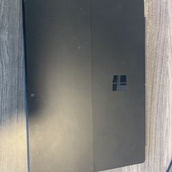 Surface Pro 7 - 8gb ram, 256gb storage, intel i5