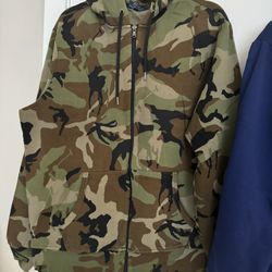 Men’s Polo Sweater 
