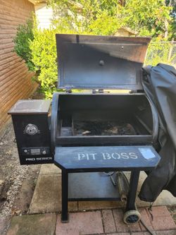Pellet smoker