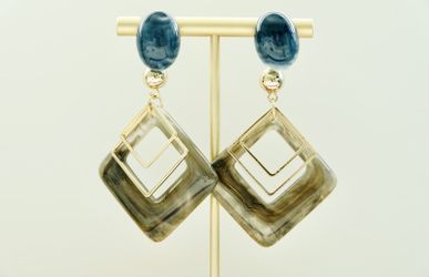 Earings
