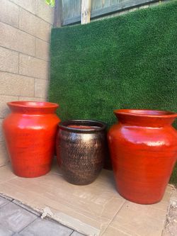 Clay planters / Macetas De Barro