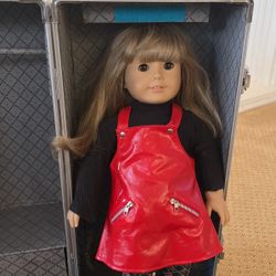 American Girl Doll With Case And Clothes 