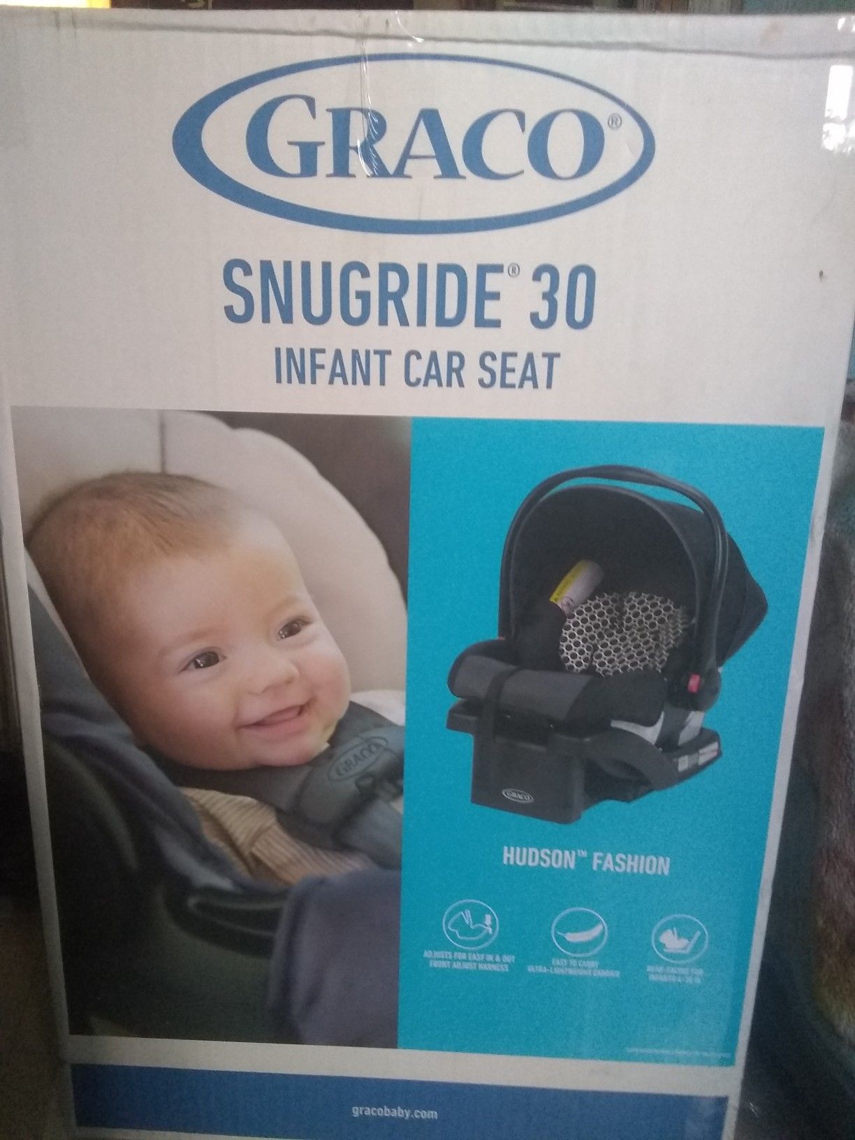 BRAND NEW CARSEAT GRACO