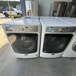 Set Maytag Washer & Electric Dryer 