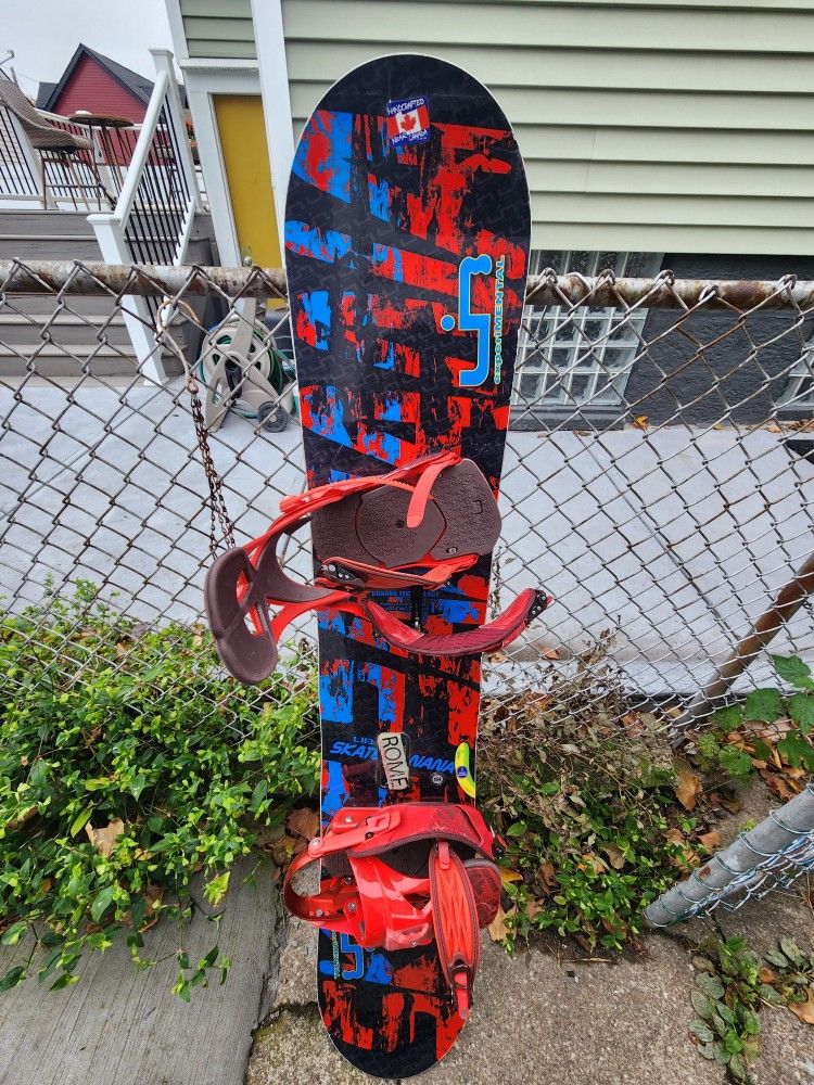 Snowboard w/ Bindings