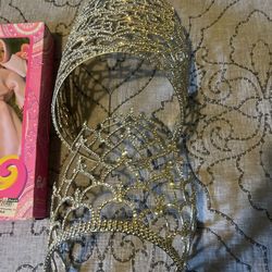 2 Tiaras And An Arabic Barbie 