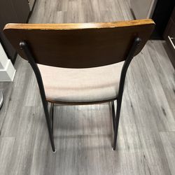 Set of 3 Modern Bar Stools – Wood & Black Metal