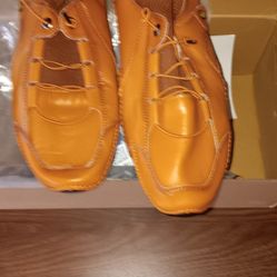 Men's Shoes Size 13