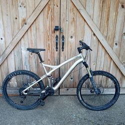 26" Specialized Stump Jumper Mountain Bike 