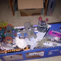 12 Fishtank Ornaments N 7 Plants