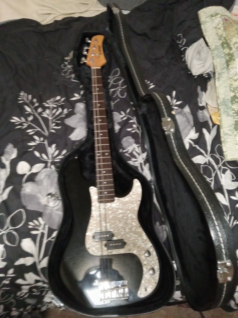 Hamer BASS GUITAR