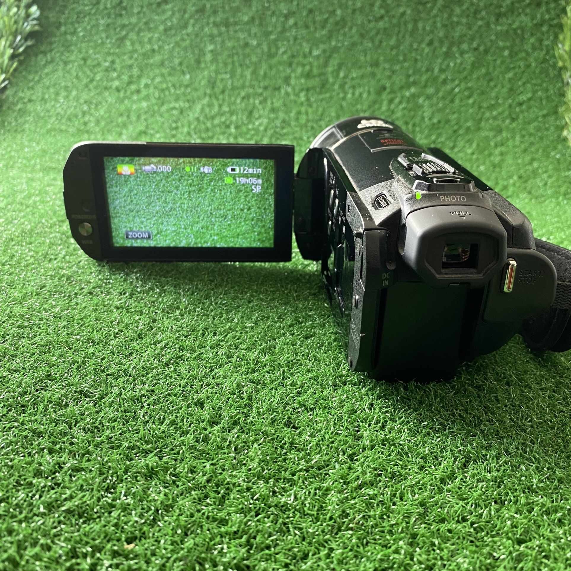 Canon VIXIA HF-S21 Video Camera 