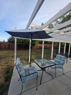 Patios set (2 chairs with cover pads, glass table and umbrella)