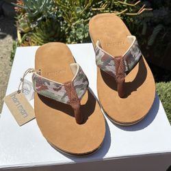 Hari Mari Leather Woodland Camo Flip Flop Sandals