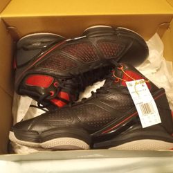 Adidas Adizero Derrick Rose 1.5 Restomod Retro Shoes Black Red Mens Sz 10 GY6488