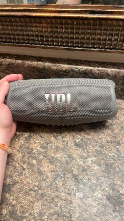 JBL charge 5