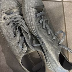 Converse Unisex Chuck Taylor All-Star Lo-Top Silver Glitter Sneakers (Size M8)