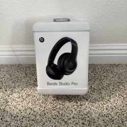 Beats Pro Over-The-Ear Headphones