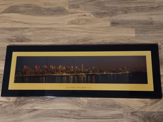 New York Skyline Picture With World Trade Centers