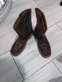 Cabella Boots