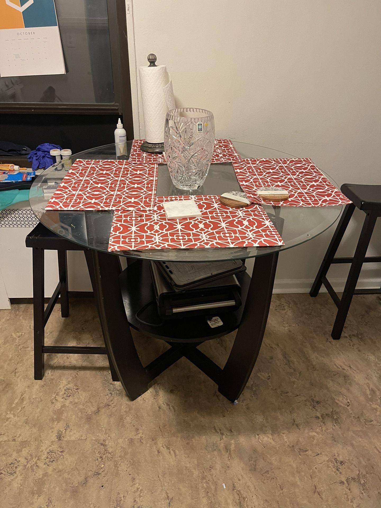 Glass Table With 2 Stools