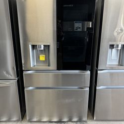 LG 4 Door Instaview Refrigerator / Standard Depth MAX / Change My Color Door 