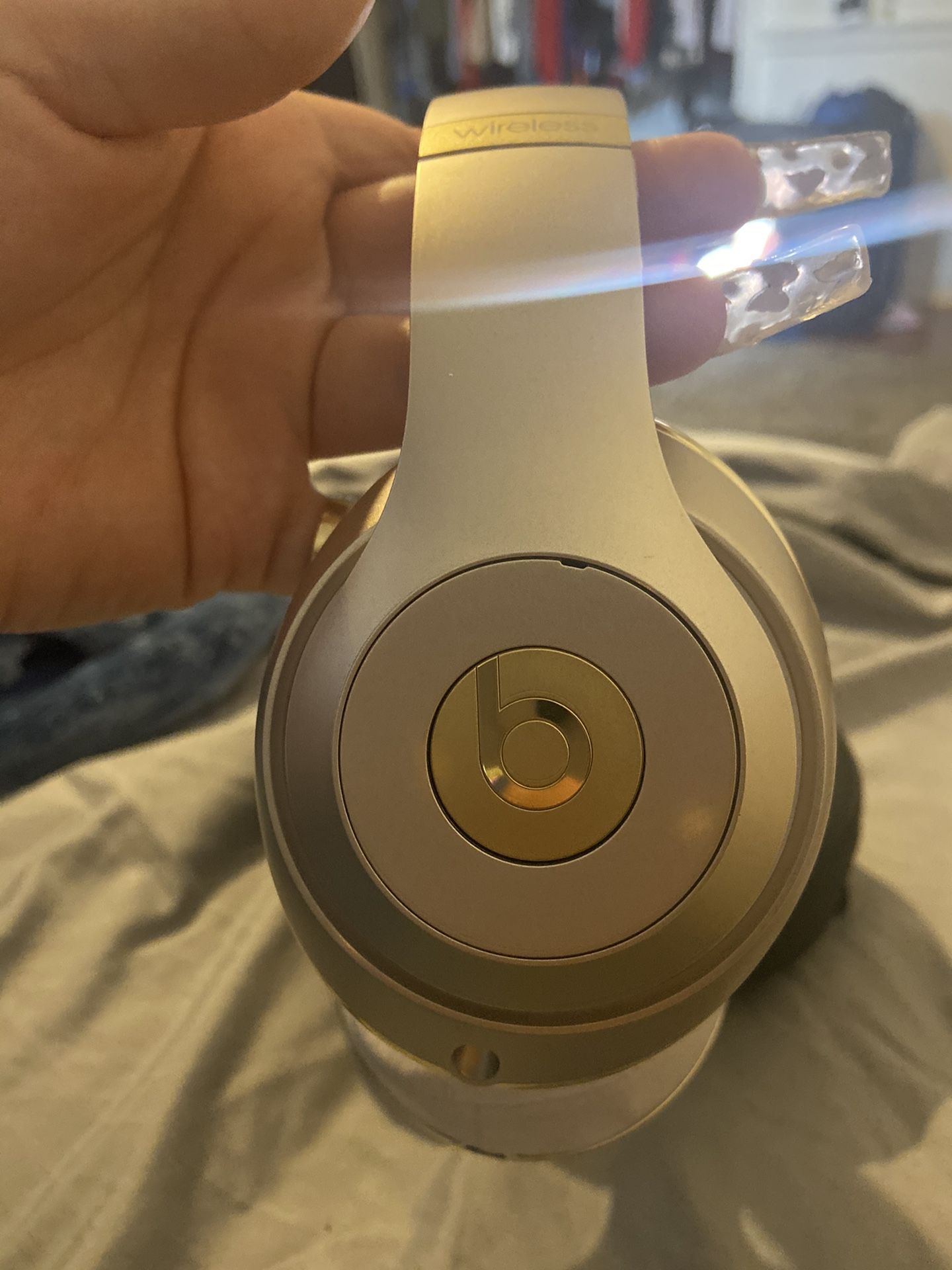 Gold Wireless Studio Beats