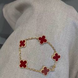 Van Cleef & Arpels bracelet