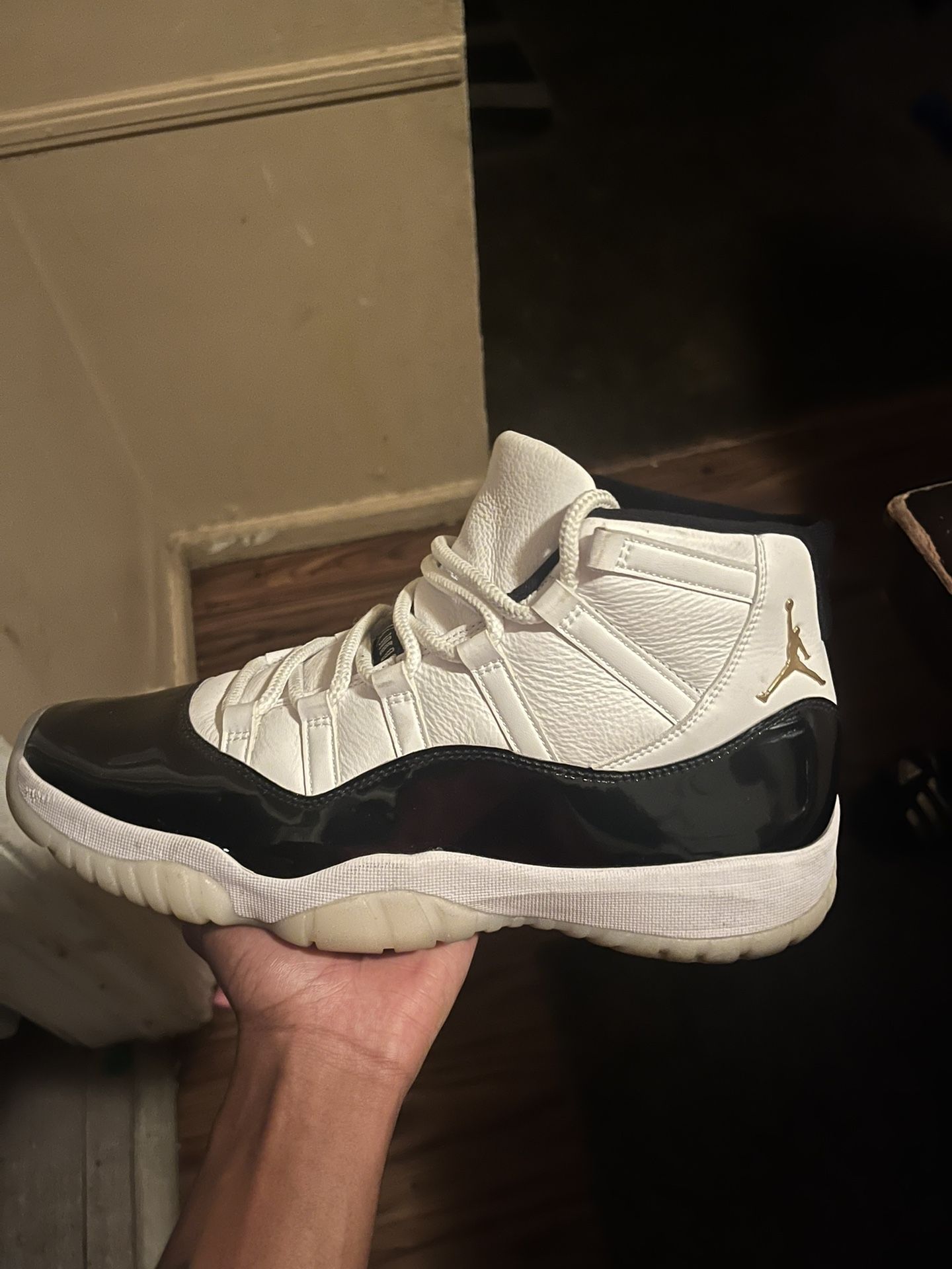 Jordan 11s