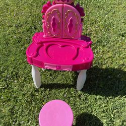 Kids Pink Princess Vanity Table with Mirror & Stool Pretend Play