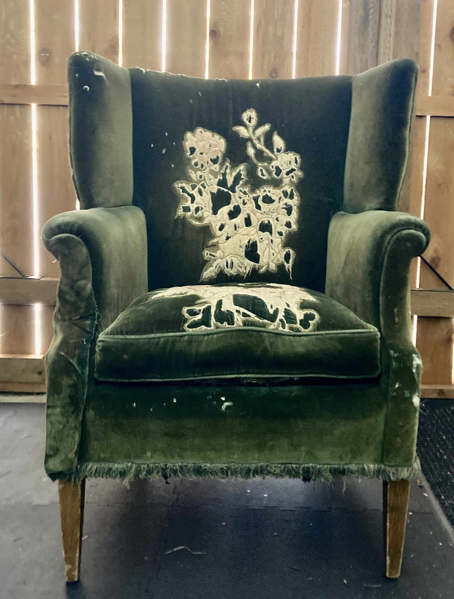 Queen Anne style Upholstered Wingback Chair