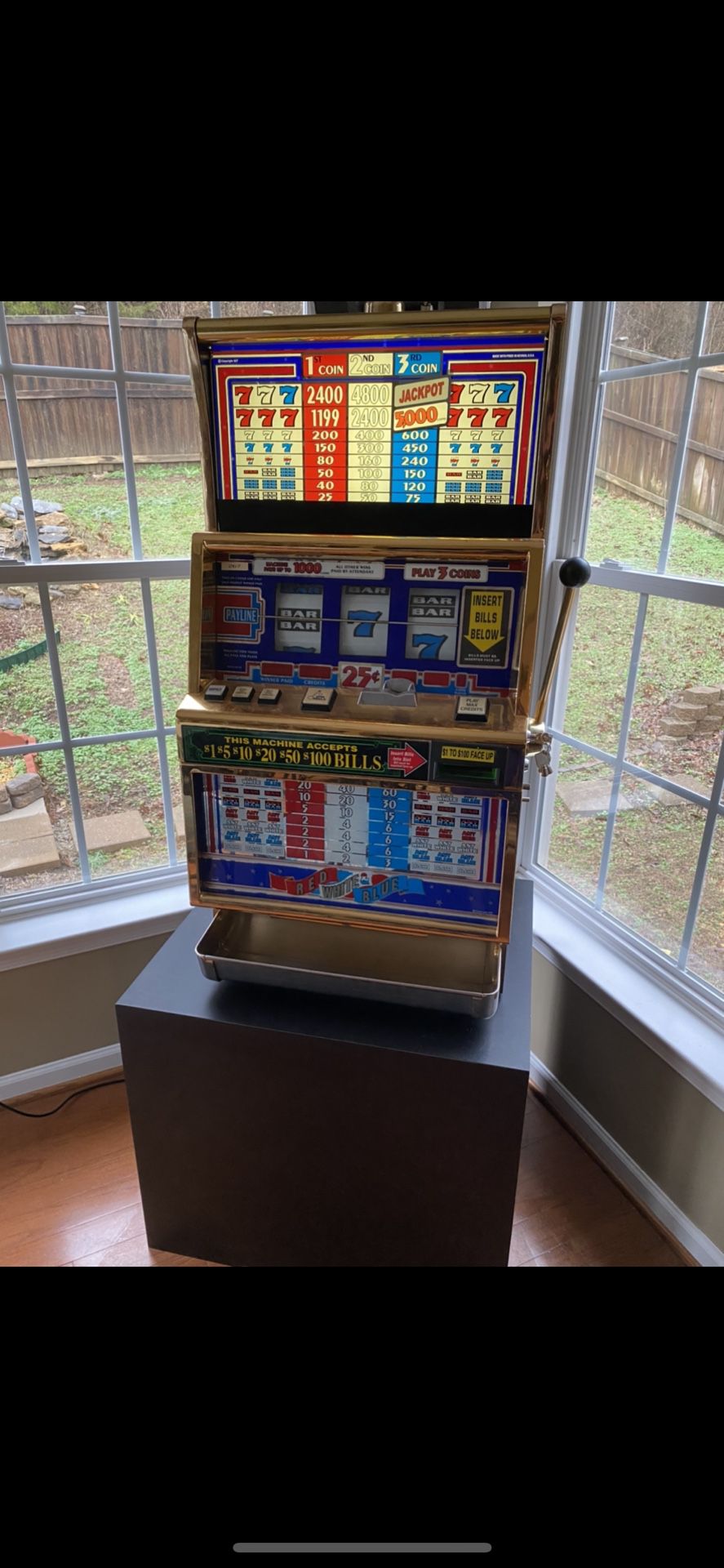 Real slot machine. Takes bills