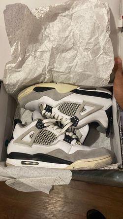 jordan 4 black-neutral grey