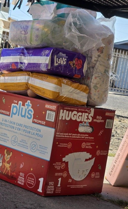Diapers 