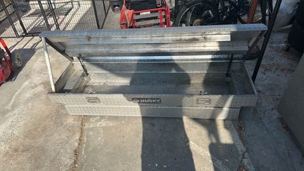Husky tool box