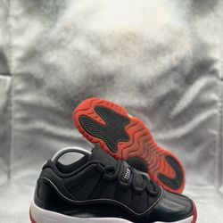 Air Jordan 11 low bred 2025 GS