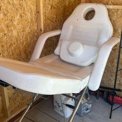 Reclinable Lash Chair 