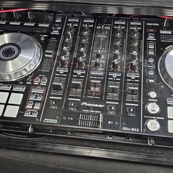 Pioneer DDJ-SX2 DJ Rig With Speakers RARELY USED AND ALWAYS CASED *MINT*